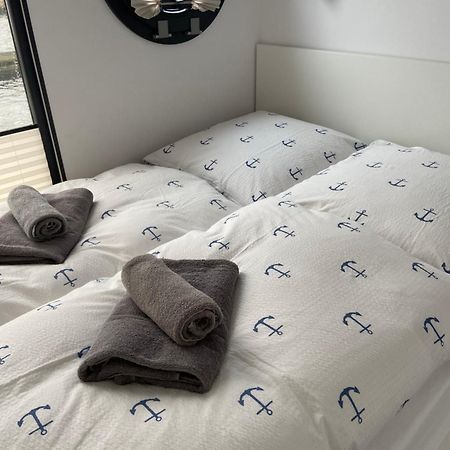 Hausboot Fjord Claudia Schleswig Hotel Екстериор снимка