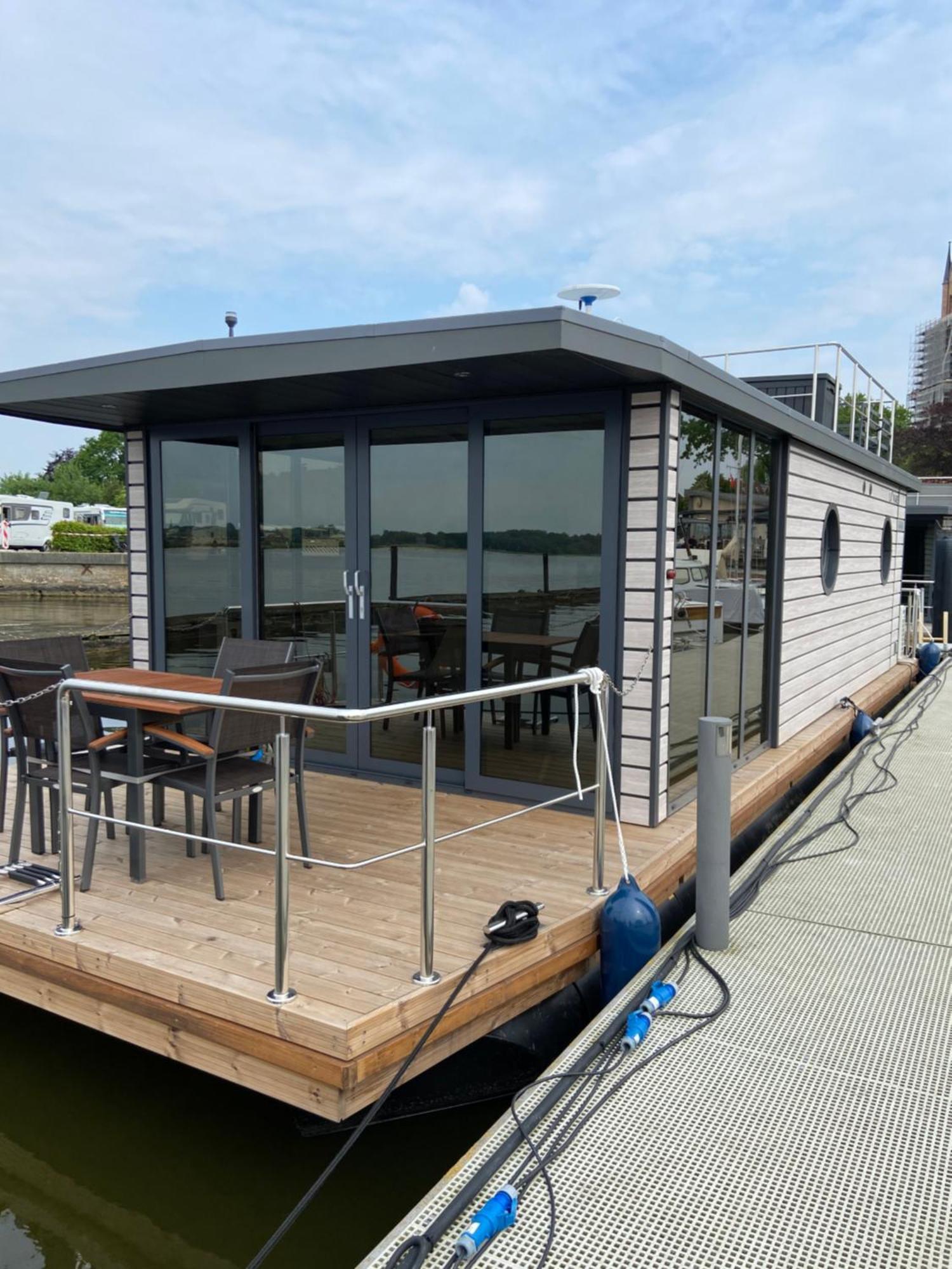 Hausboot Fjord Claudia Schleswig Hotel Екстериор снимка