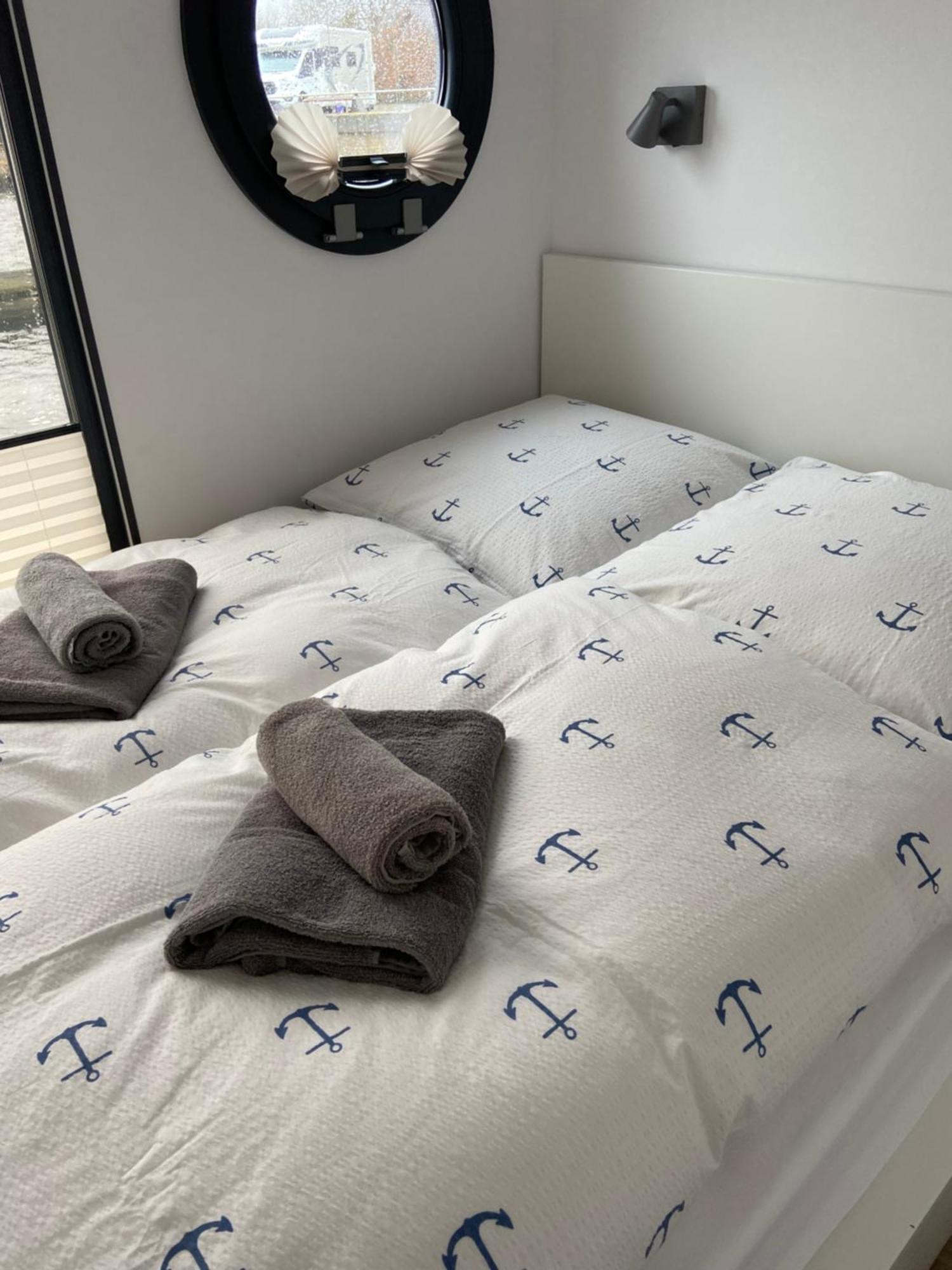 Hausboot Fjord Claudia Schleswig Hotel Екстериор снимка